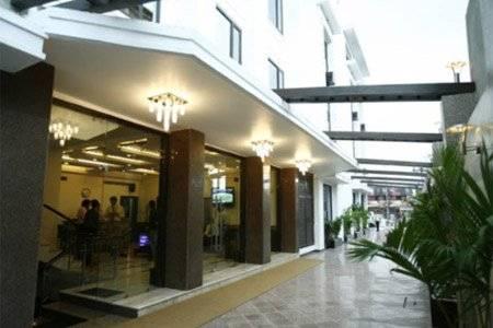 Hotel Bizzotel Gurgaon Ngoại thất bức ảnh