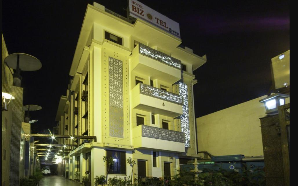 Hotel Bizzotel Gurgaon Ngoại thất bức ảnh